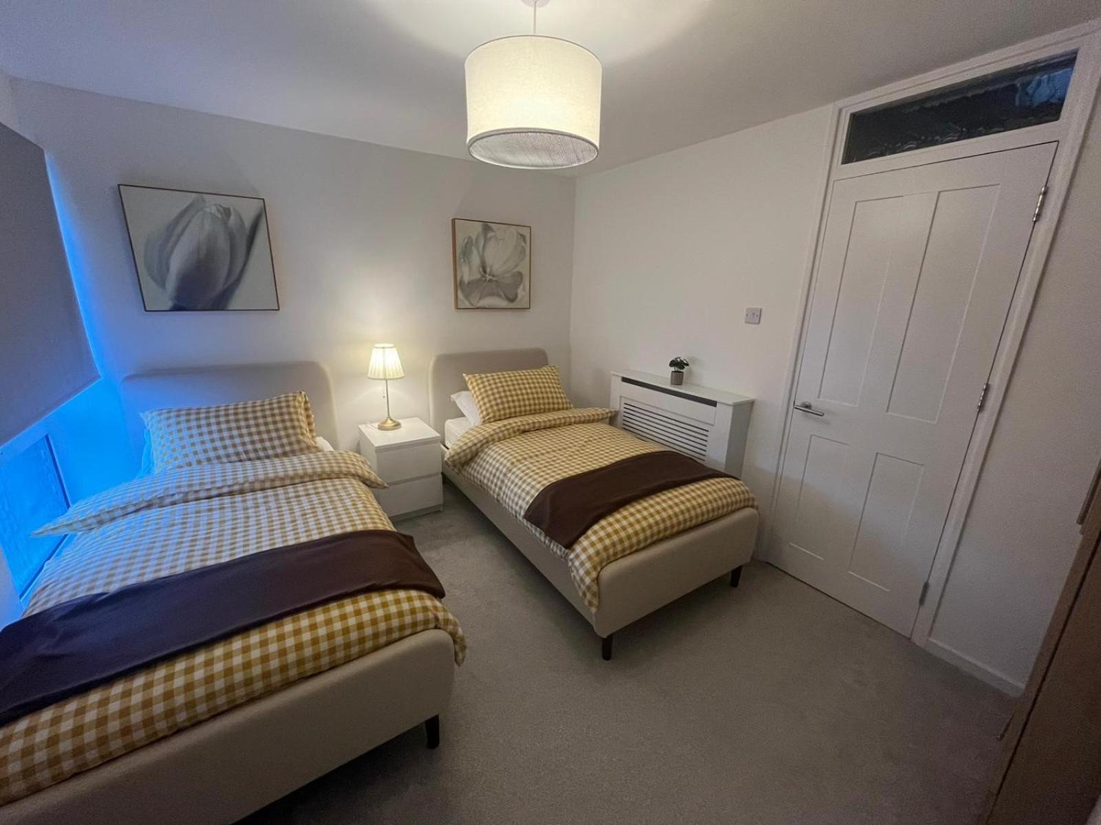 Apartamento Modern And Comfortable Flat With Private Parking Oxford Exterior foto